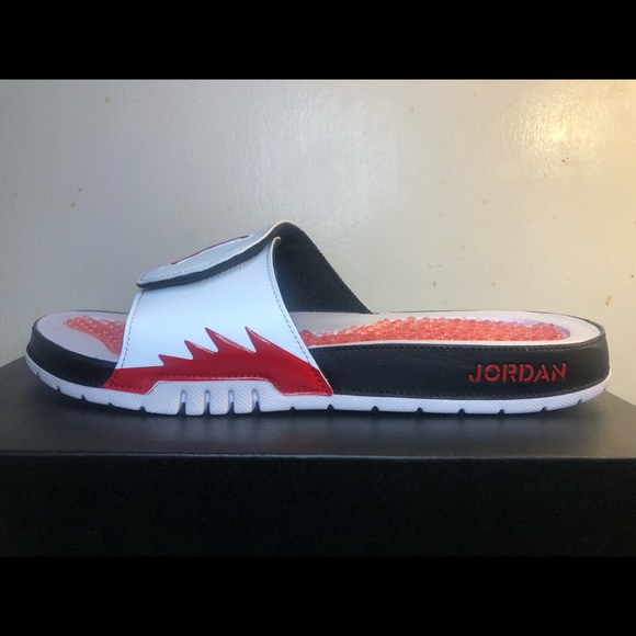 ⚠️SOLD⚠️Jordan Hydro V Retro Slides Size 10 - Picture 4 of 8